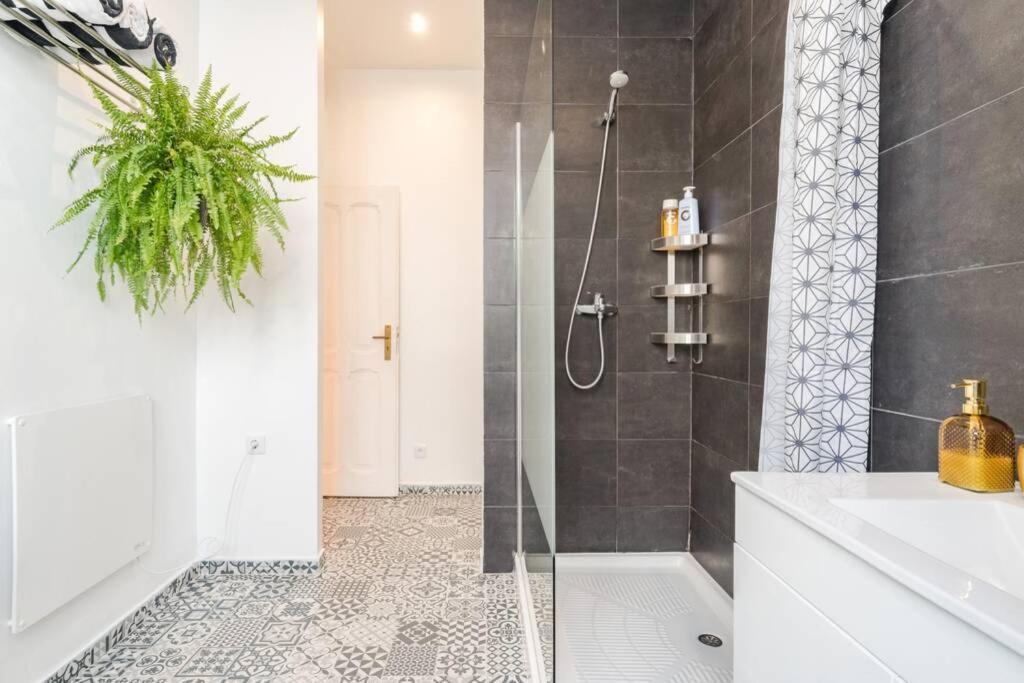 Graca 3br With Terrace By Host For Us Apartamento